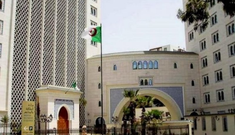 انتخاب بودية مديرا عاما جديدا للشركة العربية البحرية لنقل البترول