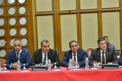 هذه أبرز مطالب أعضاء البرلمان لوزير العمل