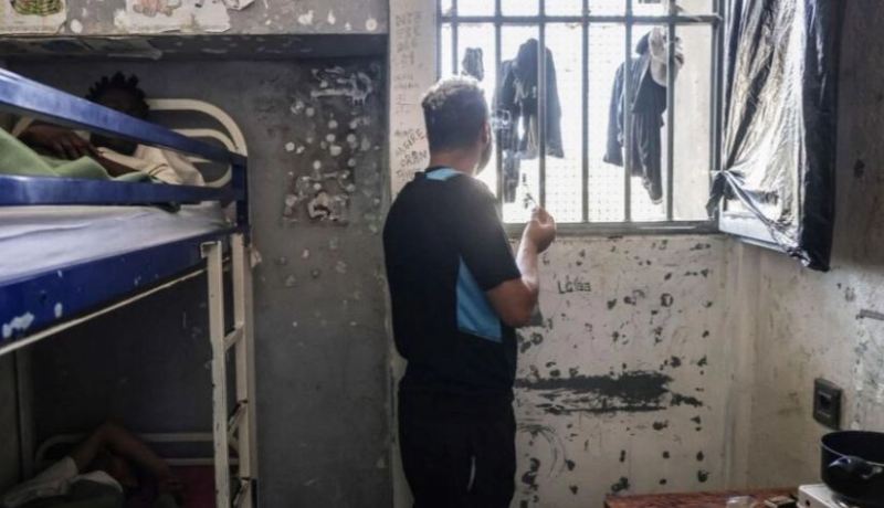 ارتفاع عدد المعتقلين الجزائريين في فرنسا