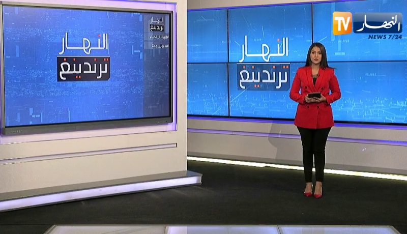 فتاة صغيرة محجبة في مبارة إنجلترا وأمريكا وسعودي يصلي وسط سيول جدة يشعلان مواقع التواصل الإجتماعي