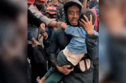 الطفل المعجزة.. خرج حيا من تحت الأنقاض بعد يومين على الزلزال