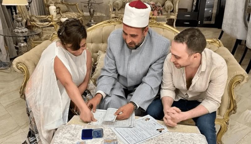 شاهد.. شيرين وحسام حبيب بأحدث ظهور عند منظم أعراس!