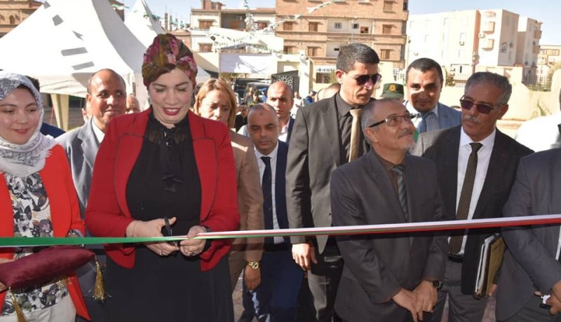 وزيرة الثقافة تدشن المدرسة الجهوية للفنون الجميلة ببسكرة