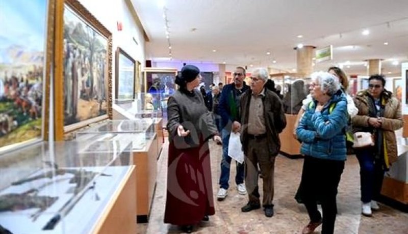 وفد المنتخبين الفرنسيين يواصلون اكتشاف الجزائر
