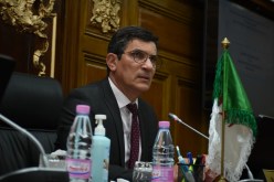 والي العاصمة يتوعد أميار هذه البلديات.. ويأمر بنزع وكل الأعمدة والسلاسل أمام المحلات والسكنات