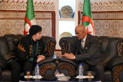 وزيرة الثقافة تحل بأدرار لافتتاح تظاهرة “اللّيالي الدّولية لمسرح الصّحراء”