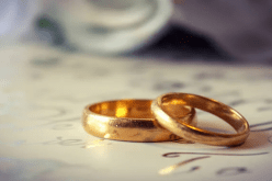 إنسانة صريحة لا تريد من الدنيا سوى أن تجد لقلبها قلبا يحتويه