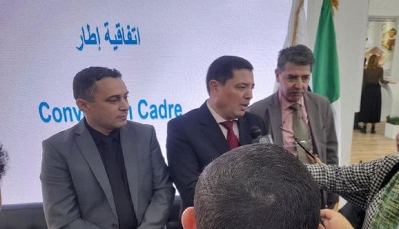 بنك الجزائر الخارجي: توقيع إتفاقيتي تمويل مع الشركة القابضة للتخصصات الكيمياوية