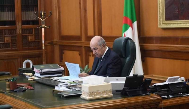 رئيس الجمهورية يوقع على قانون المقاول الذاتي
