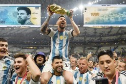 بالصور.. الأرجنتين تتجه لطبع صورة ميسي على عملتها الرسمية “البيزوس”