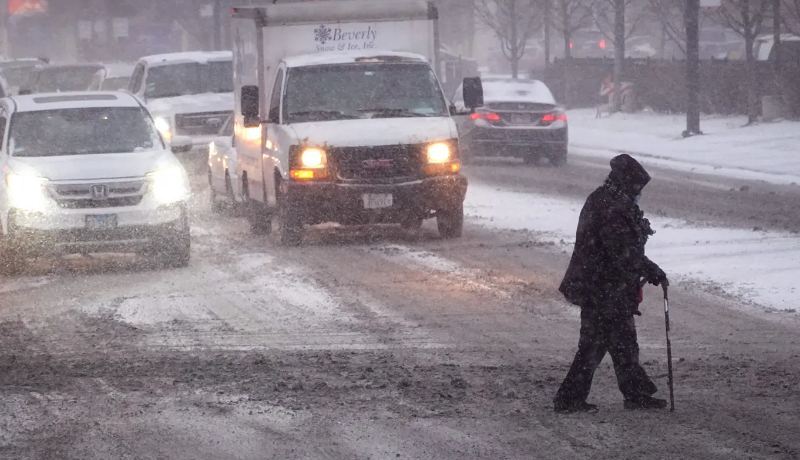 أمريكا: شلل في حركة النقل بسبب عاصفة قطبية