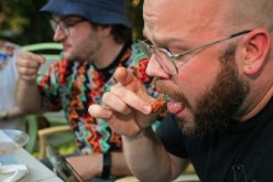 تناول الحشرات يجب أن يكون “القاعدة الجديدة”!