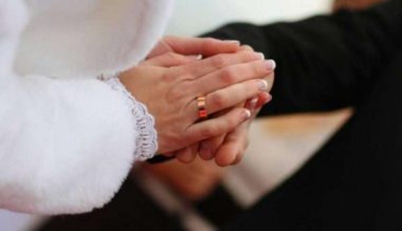 أصيلة تتمنى أن تجد زوجا تسكن إليه ويسكن إليها