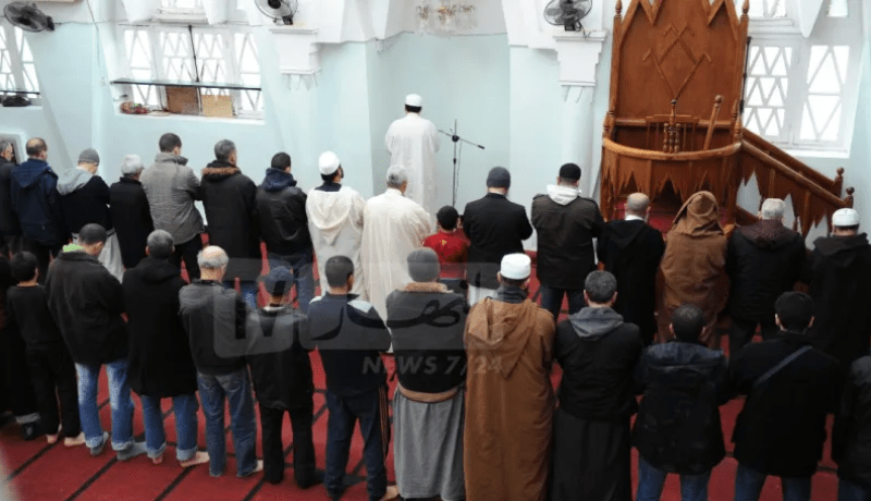 هذا ما قاله إمام عن تأدية صلاة الاستسقاء بعد تساقط الأمطار -فيديو-