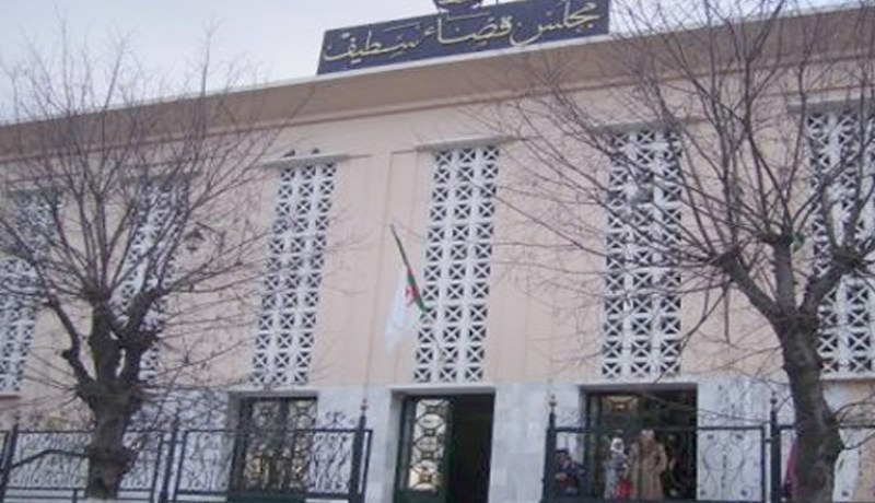 سطيف: 7سنوات حبس لمضارب خزّن 1350 قنطار من الدجاج المجمد