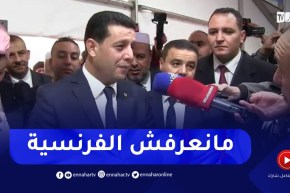 هكذا ردّ وزير السياحة على شخص تكلّم معه بالفرنسية