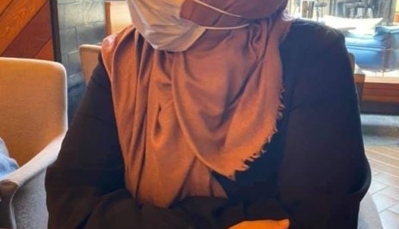 هذا ما حل بصاحبة مطعم في فرنسا طردت امرأة محجبة
