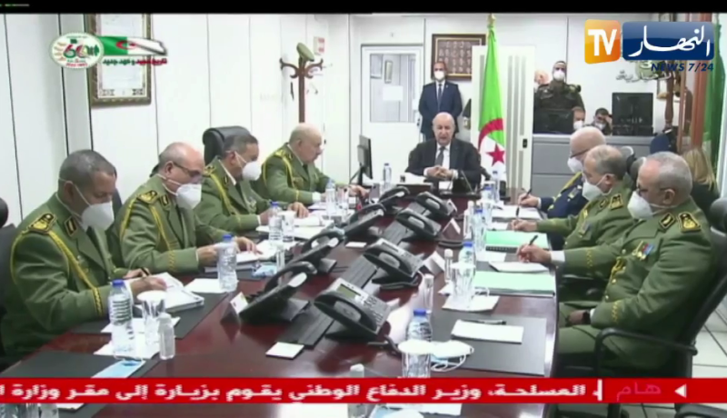 رئيس الجمهورية عبد المجيد تبون يترأس إجتماع دوري بمقر وزارة الدفاع الوطني
