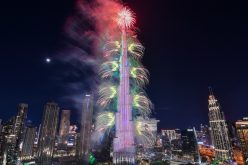 شاهد.. دبي تستقبل العام الجديد بإحتفالات مُذهلة