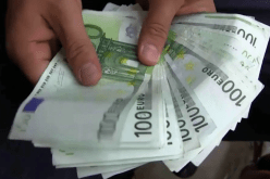 توقيف رعية اسباني لحيازته 800 ألف أورو بطريقة غير شرعية