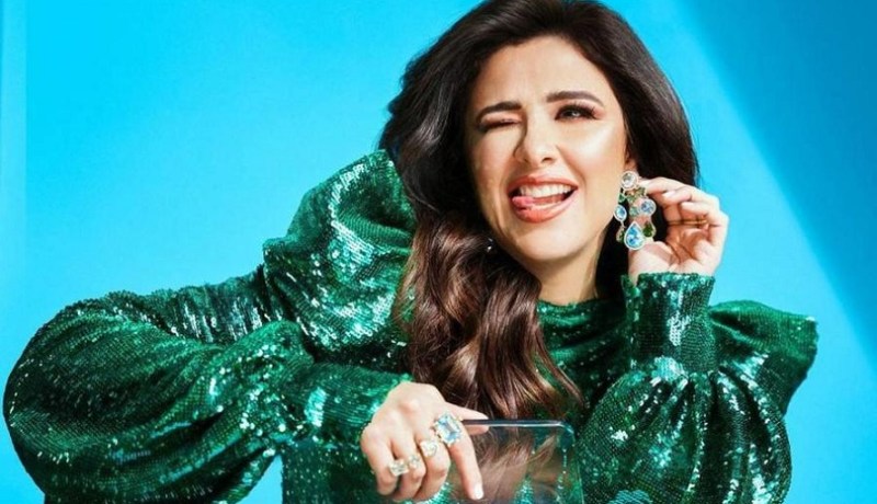 ياسمين عبد العزيز في يوم ميلادها: أتمنى القيامة تقوم!