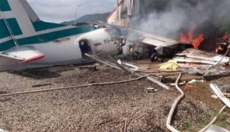 تحطم طائرة ركاب في نيبال على متنها 72 شخصا