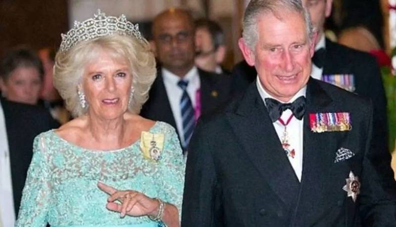 الأمير هاري: توسلنا أبي أن لا يتزوج كاميلا!