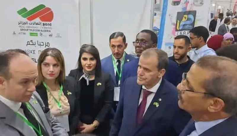 مجمع إتصالات الجزائر يشارك في معرض المنتوجات الجزائرية بنواقشط