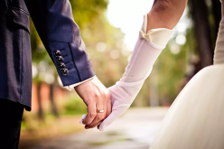 عاصمية عزباء لا يمكنني أن أحيا وحيدة من دون أن يقاسمني الحياة زوج كريم