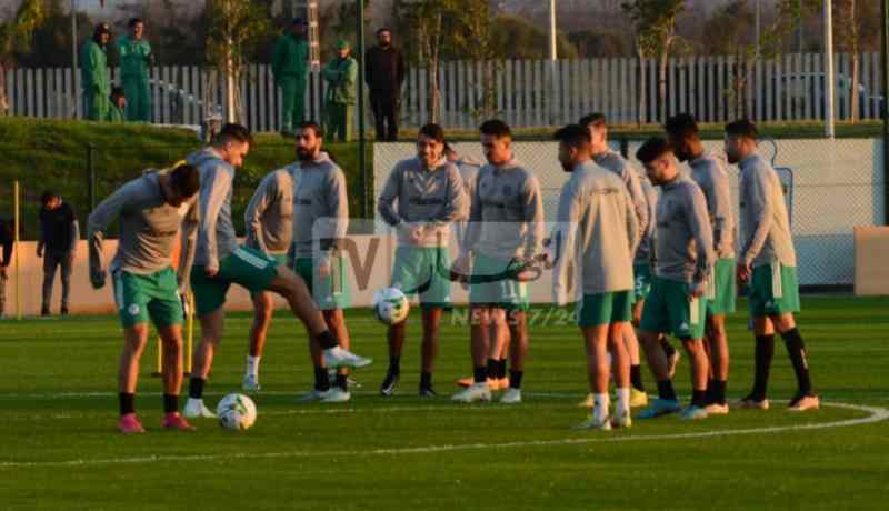 بالصور.. المُنتخب المحلي يتدرب بملحق ملعب نيلسون مانديلا