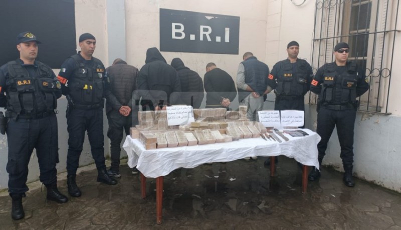 عنابة: الإطاحة بشبكة إجرامية تتاجر في المخدرات وحجز 73 كلغ