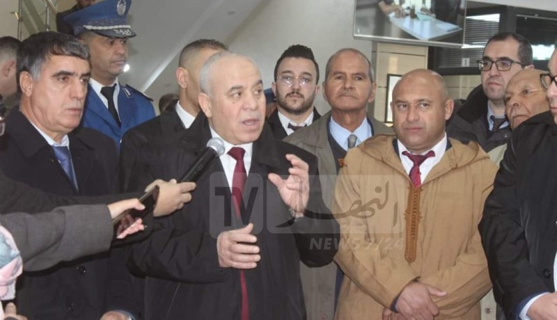 هذا ماقاله وزير العمل عن إدماج المتعاقدين الحاملين لشهادات جامعية