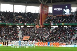 بالصور.. دقيقة صمت بـ “نيلسون مانديلا”  ترحما على نائب رئيس الإتحاد الموريتاني