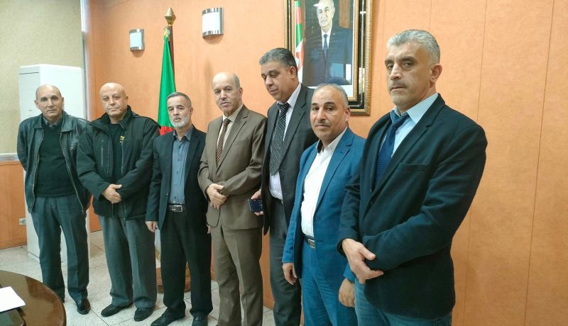 وزير الصحة يشيد بمكانة أستاذ التعليم شبه الطبي وأهميته