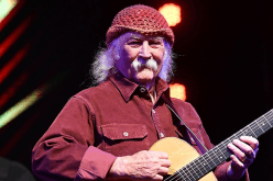 وفاة أسطورة الروك الأمريكي ديفيد كروسبي