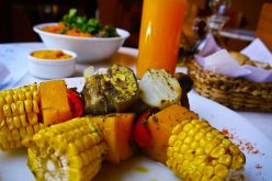 الصراصير والديدان.. مكونات أساسية في غذاء الشعوب الأوروبية حاليا