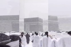 هذه حقيقة تساقط الثلوج على الكعبة المشرفة