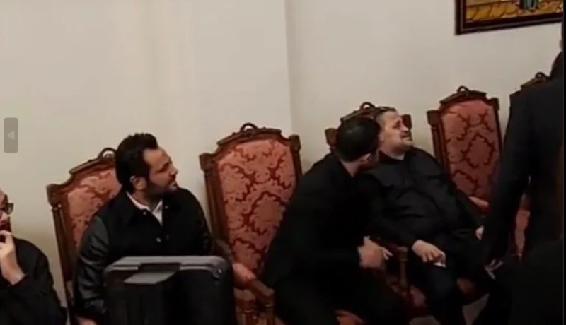 إنهيار جورج وسوف أثناء عزاء نجله وديع