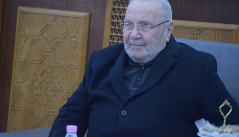 الشيخ راتب النابلسي في الجزائر ويحظى بتكريم من والي وهران