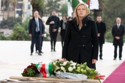 العاصمة: ميلوني تضع إكليلا من الزهور أمام النصب التذكاري بمقام الشهيد