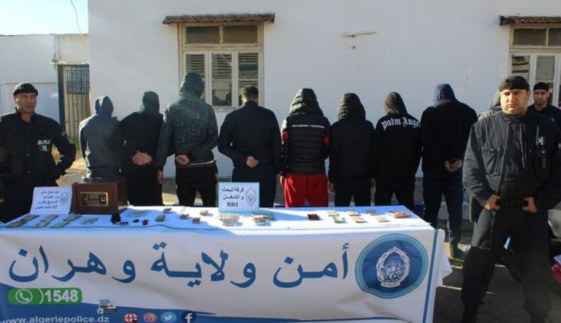 تفكيك 3 شبكات إجرامية في وهران