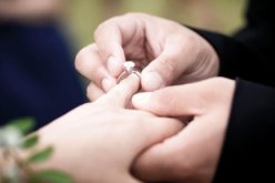 إنسانة طيبة مننتهى أملي أن تسندني روحا تسكن روحي