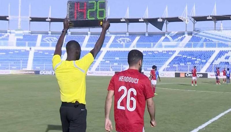 قندوسي احتياطيا مع الأهلي ويسقط ضد الهلال السوداني