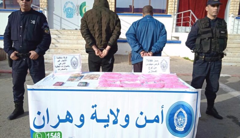 وهران.. الإطاحة بعصابة وحجز أزيد من 7 آلاف قرص إكستازي