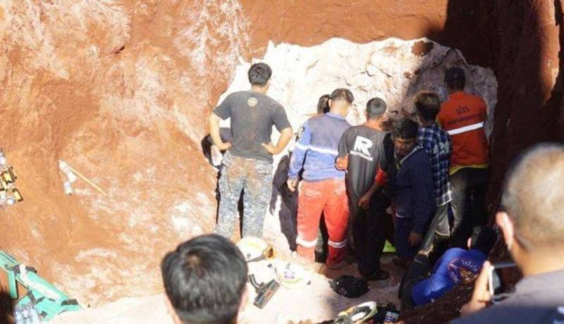 إنقاذ رضيعة سقطت في بئر عميق وعلقت ليوم كامل!