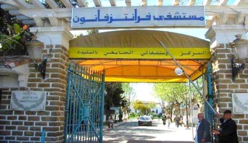إخراج سهم بندقية صيد بحرية من رأس شاب أصابته في حرب عصابات بالقليعة
