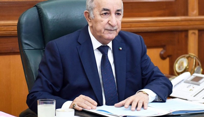 رئيس الجمهورية يوقع على بروتوكول التسهيلات لإنجاز الطريق البري بين تندوف والزويرات الموريتانية