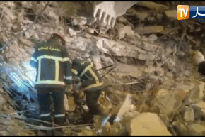 شاهد.. تواصل البحث عن الضحايا تحت الأنقاض بتركيا من طرف الحماية المدنية الجزائرية