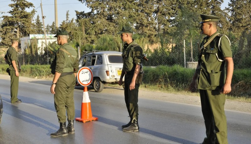 بسبب حمولة غير مربوطة.. توقيف سائق شاحنة في بوينان