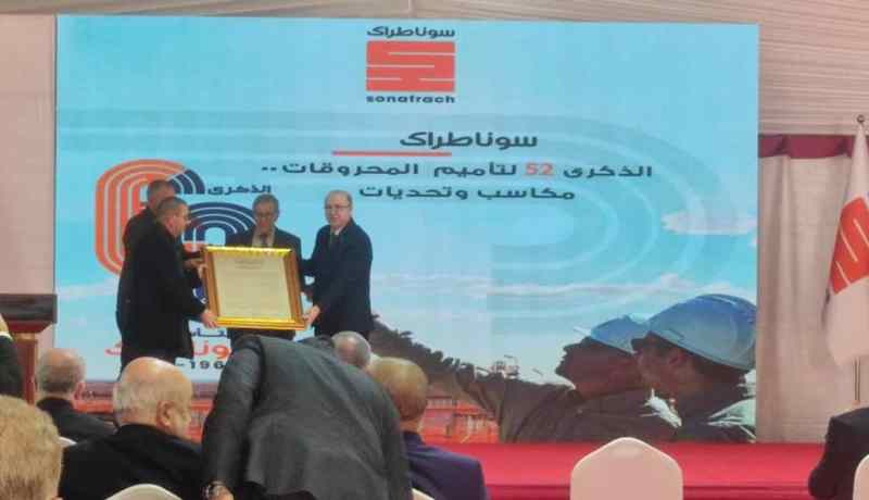 الوزير الأول: تأميم المحروقات سمح للجزائر ببسط سيادتها على حقولها النفطية والغازية